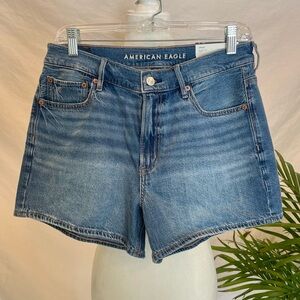 NWT American Eagle Outfitters Classic Blue Jean Shorts